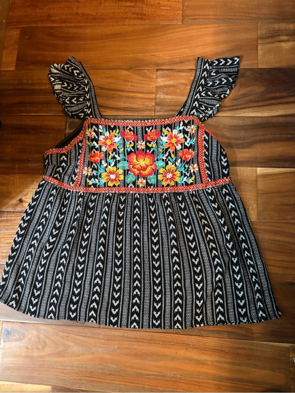 Savanna Jane Embroidered Babydoll Tank Top M Black Boho Floral (457)
